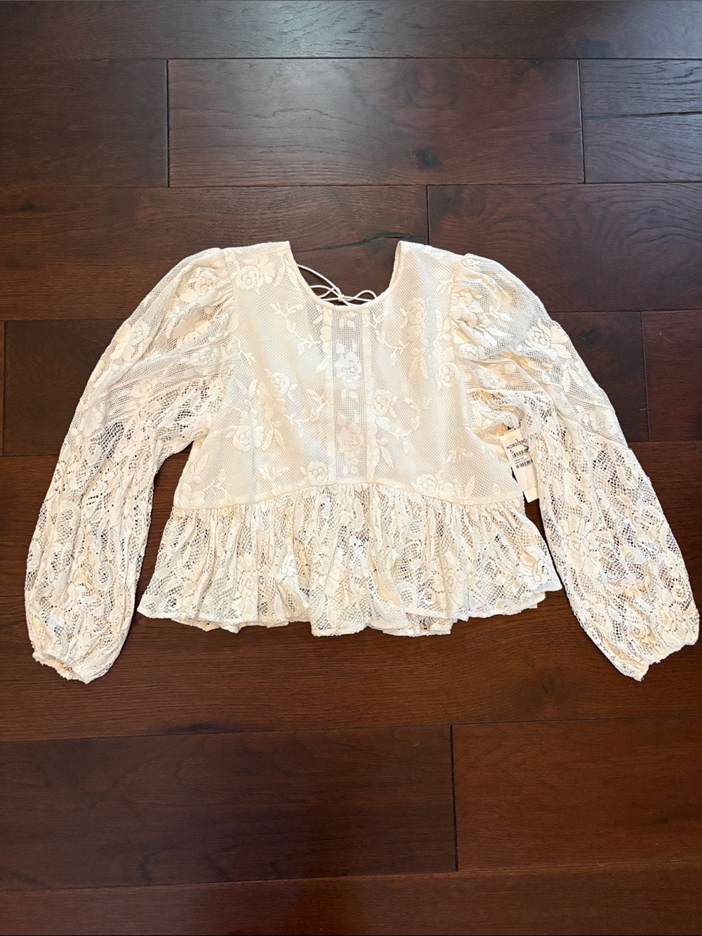 Treasure & Bond Ivory Lace Peplum Blouse with Puff Sleeves size medium